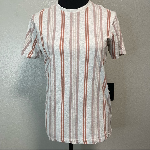Free planet Striped Crewneck Short Sleeve Cotton Blend Top Size Small - Picture 1 of 6